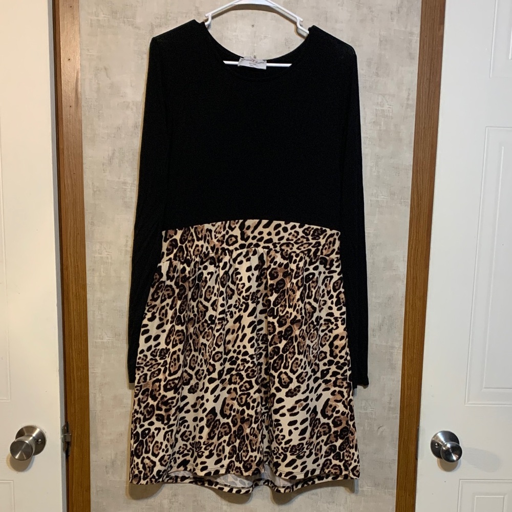 Discount Divas Black and animal print dress 2XL